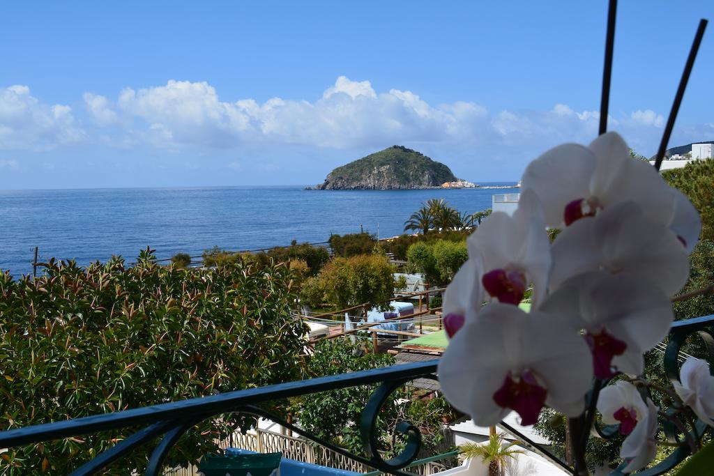 Hotel Maronti Barano dʼIschia Oda fotoğraf